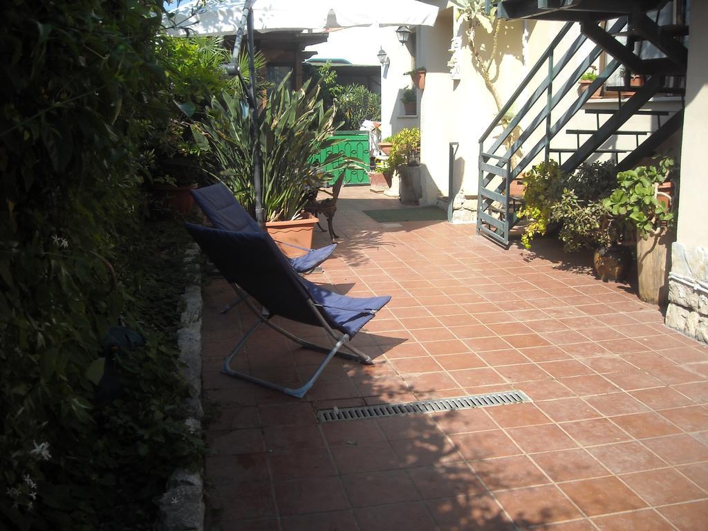 Apartment In A Villa A مونديلّو الغرفة الصورة