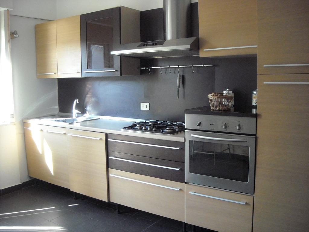 Apartment In A Villa A مونديلّو الغرفة الصورة
